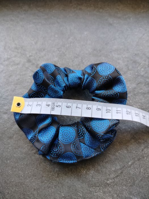 Jedwabna gumka do włosów handmade