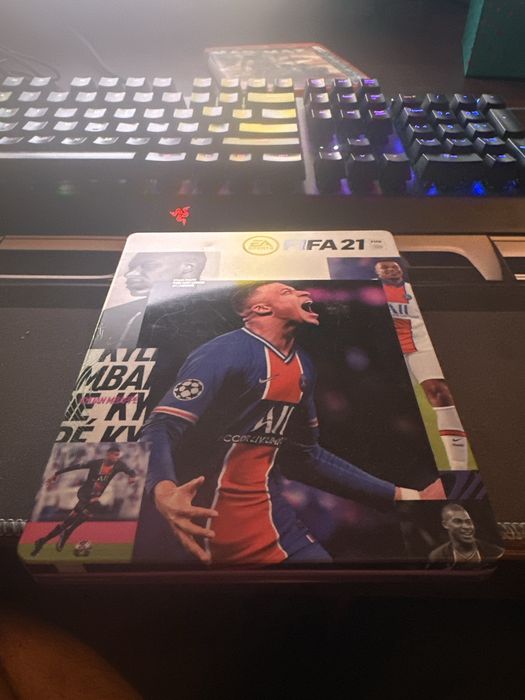 Steelbook FIFA 21