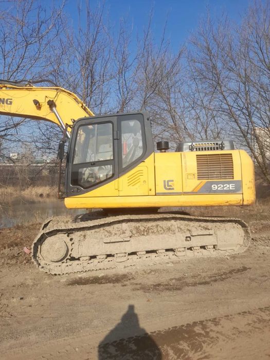 Экскаватор гусеничный LiuGong CLG 922E, 2020 г.в