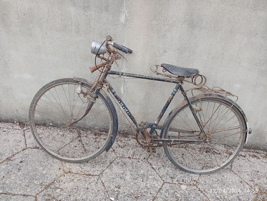 Bicicleta pasteleira roda 28 antiga