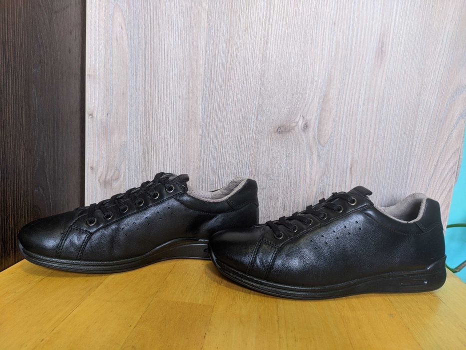 Кроссовки кожаные  Ecco