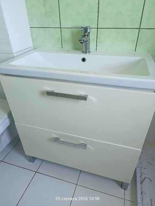 Szafka z umywalką 80 cm
