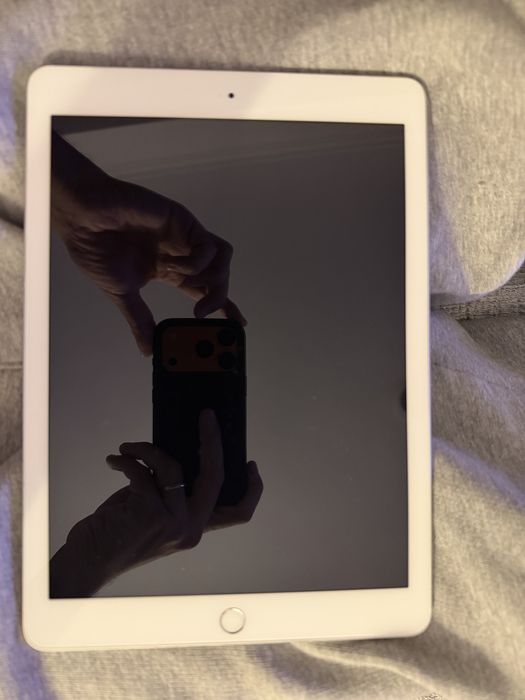IPAD 5th 9.7 2017