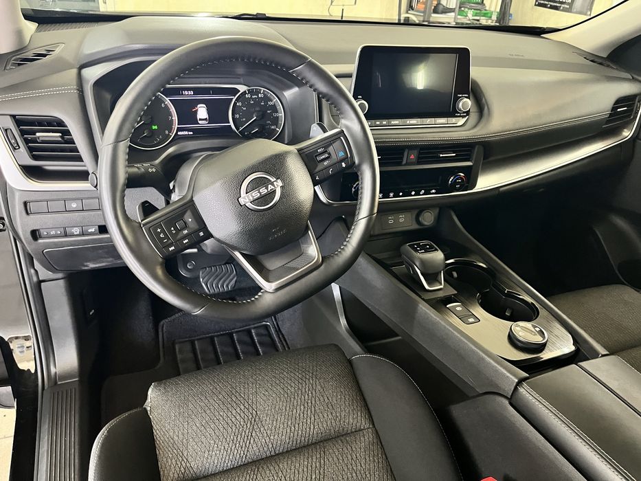 Nissan Rogue SV awd 2025p гарний стан авто
