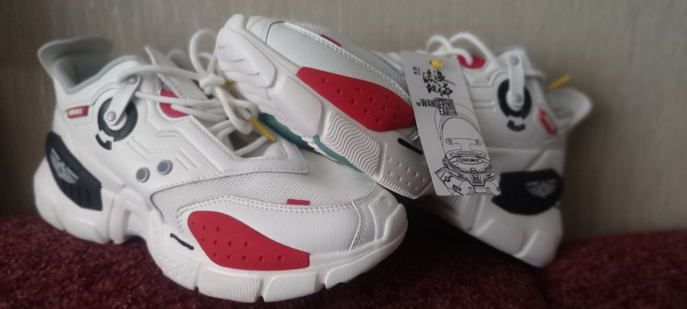 Кроссовки женские летние ONEMIX 39 размер