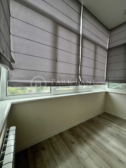 Продаж квартири в історичному центрі, ремонт до револ.