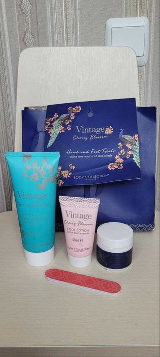 Vintage Cherry Blossom Засоби догляд за руками та ногами АНГЛІЯ