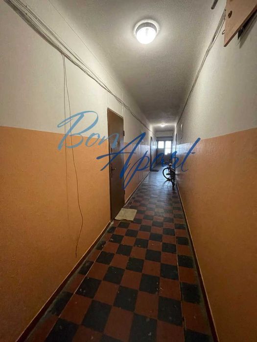 Продаж 1-к квартири на Севастопольській площі
