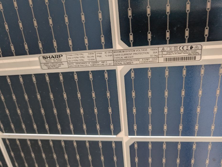 Inversor 15kw renac mais 18 paineis sharp 540W