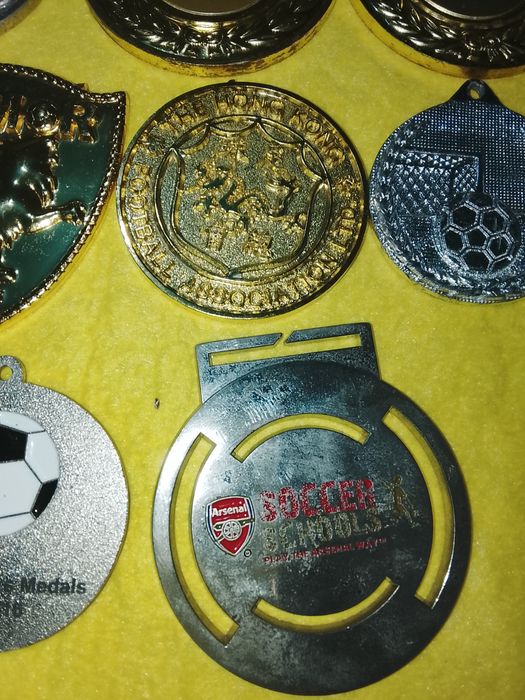 Vendo 37 medalhas de jogos olímpicos