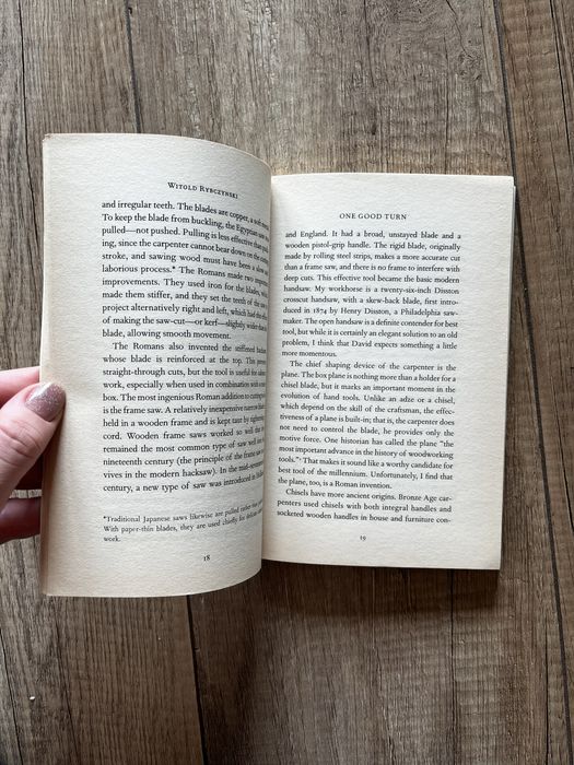 Witold Rybczynski One Good Turn: A Natural History of the Screwdriver