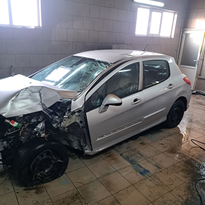 Пежо 308 1.6дизель 2010рік