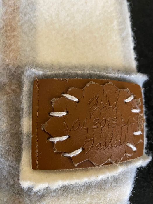 Piękny płaszcz w kratę