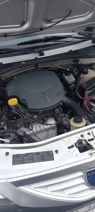 Продав авто  dacia Logan