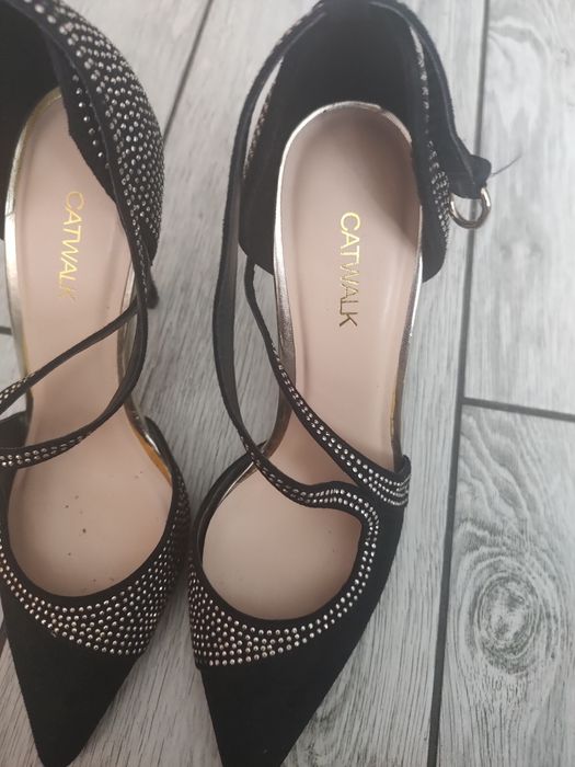 Damskie eleganckie buty na wysokim obcasie