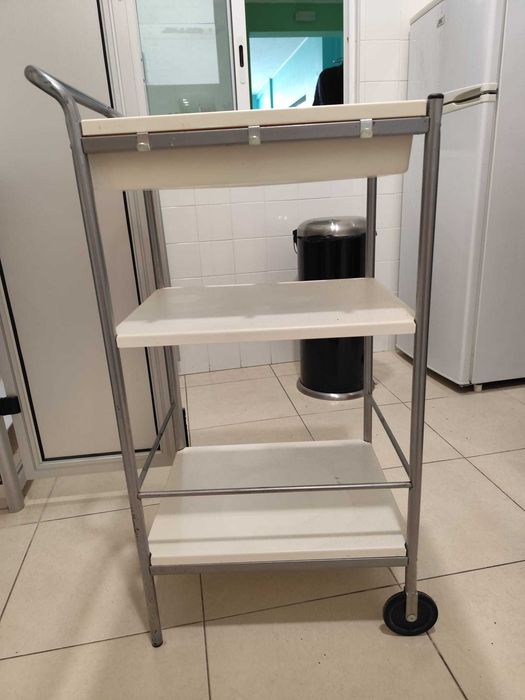 Carrinho de cozinha
