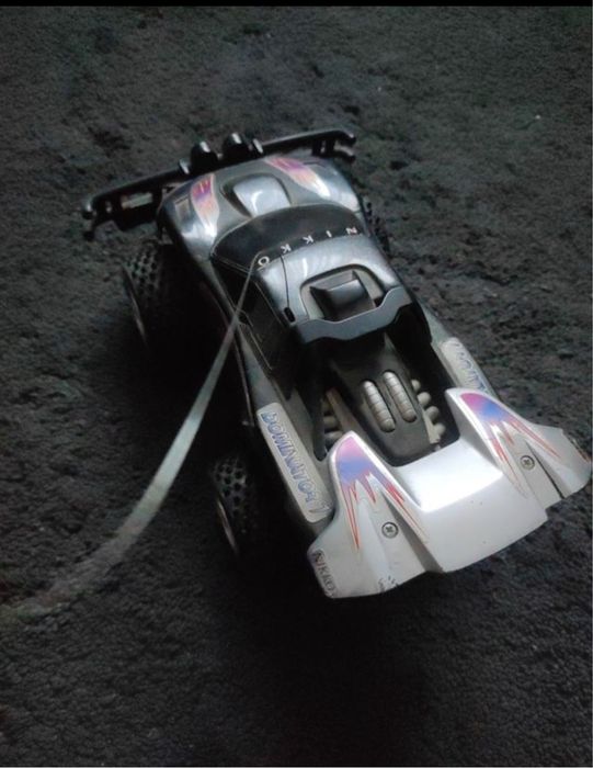 Carro telecomandado NIKKO