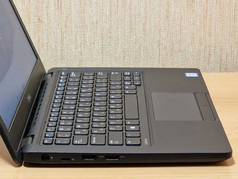 Сучасний ноутбук Dell Latitude 5280 Intel Core i5-7300U RAM 8Gb SSD 128Gb IPS (1920x1080) Full HD Батарея 10 годин (нова батарея). В ідеальному стані.