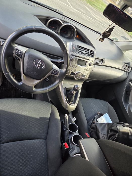 Toyota veroso 2.0
