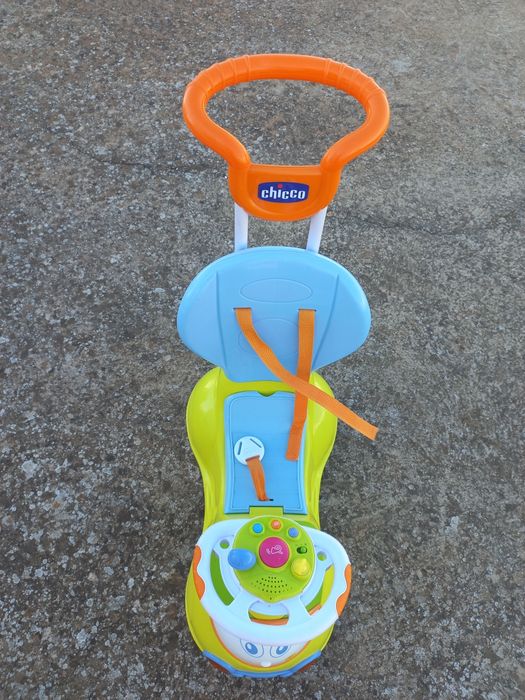 Andador Chicco Amarelo