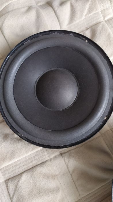 Динамики Jamo  6.5 дюймов.Цена Пары Средне частотные.