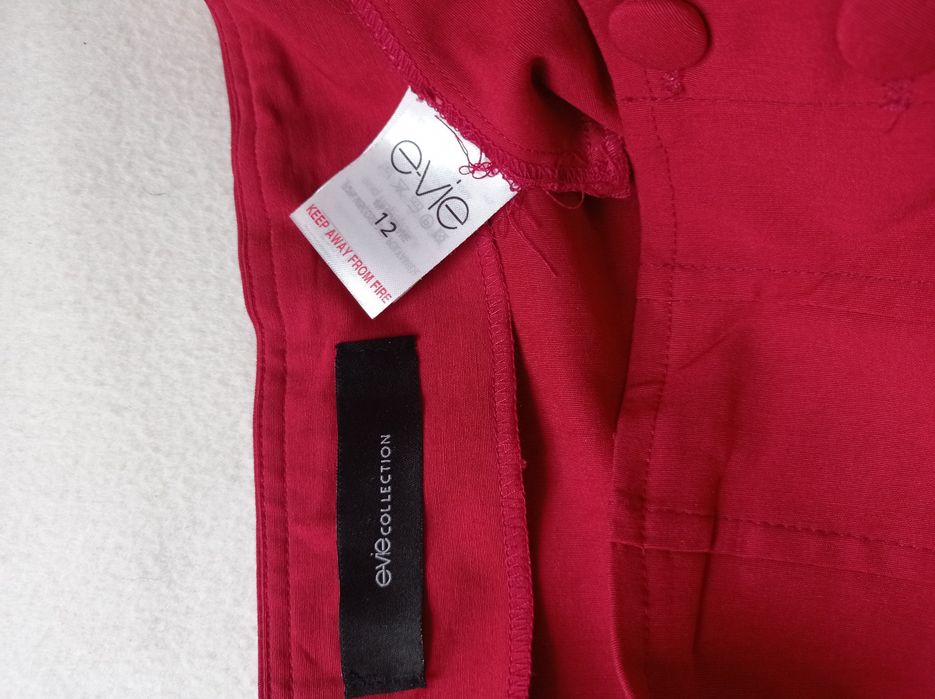 Evie Collection spódnica rozm L- 12 -40