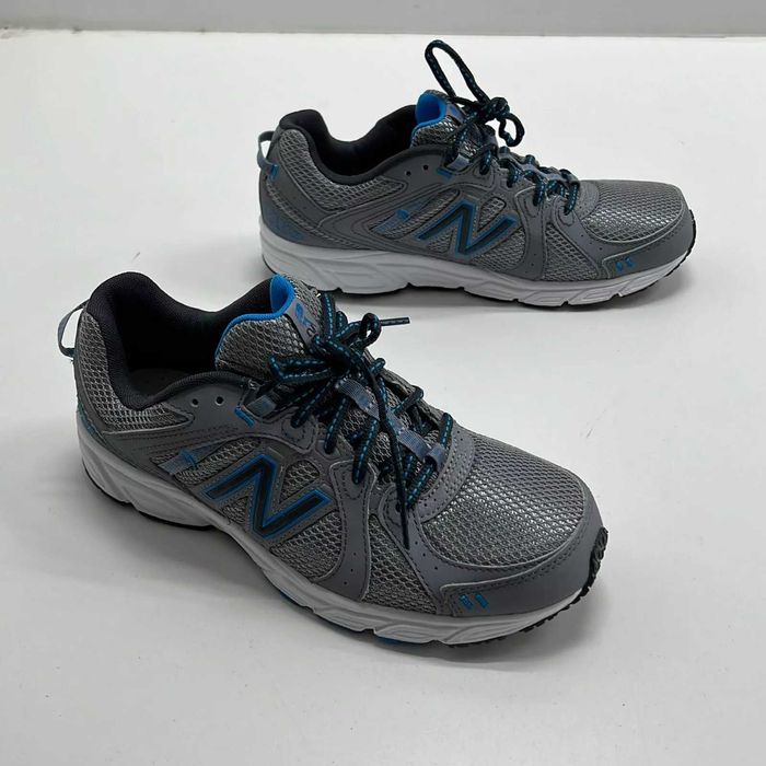Новые! New Balance 402 кроссовки 41.5 р