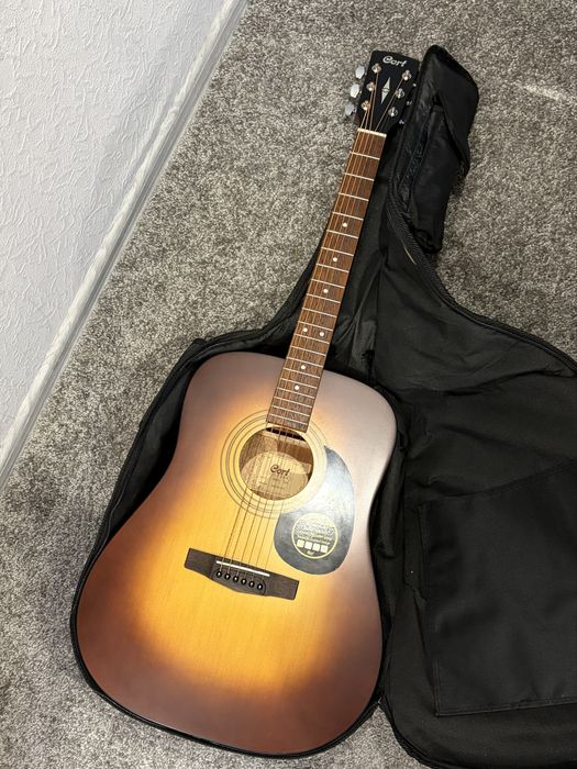 Акустична гітара CORT AD810 SSB+чохол+тюнер