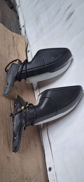 Продам дзеркало Octavia a7