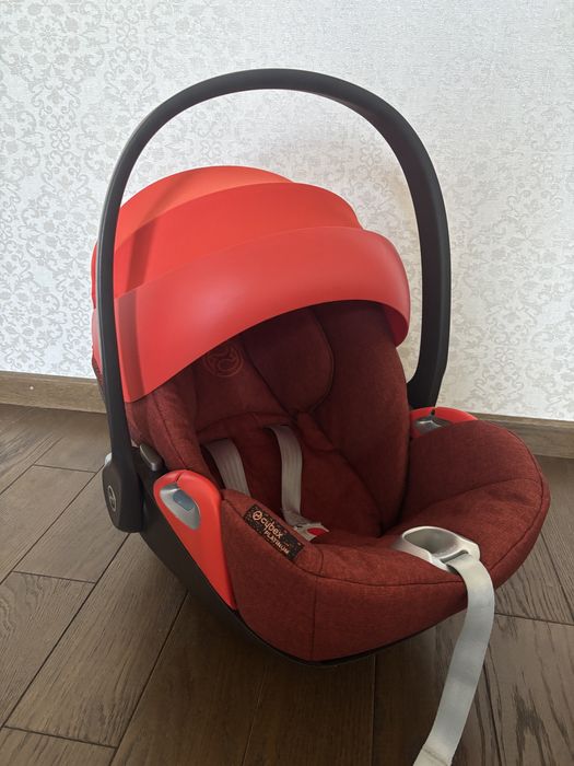 Автокрісло Cybex Cloud Z+ plus Autumn Gold burnt Red червоний колір