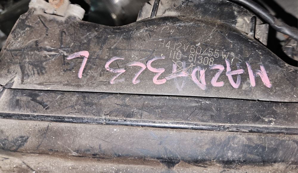 Mazda 323 BG przednia lewa lampa