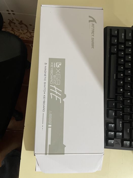 Teclado atack shark X68 HE