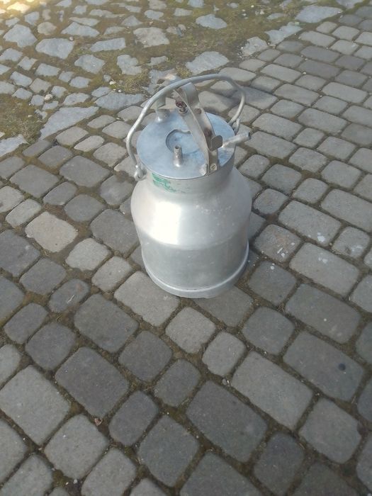 bańka do dojarka prl