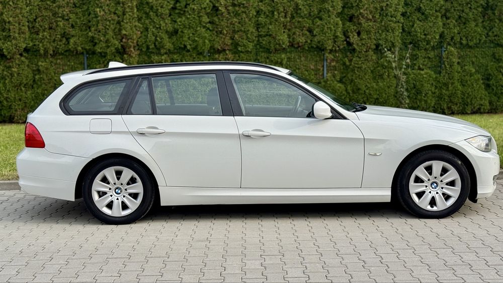 Bmw e91 LCI 2.0D 2012r Navi hak