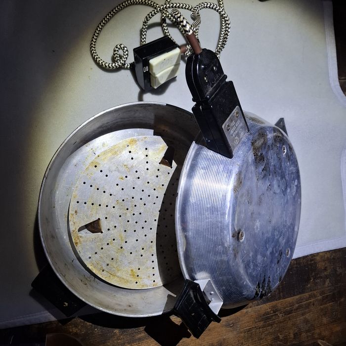 Електросковорода Чудесница-М 3,5 л