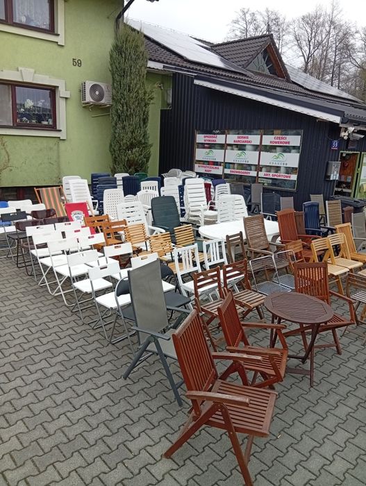 Leżak ogrodowy, krzesło, stół ogrodowy, parasol, poduchy. Krako59