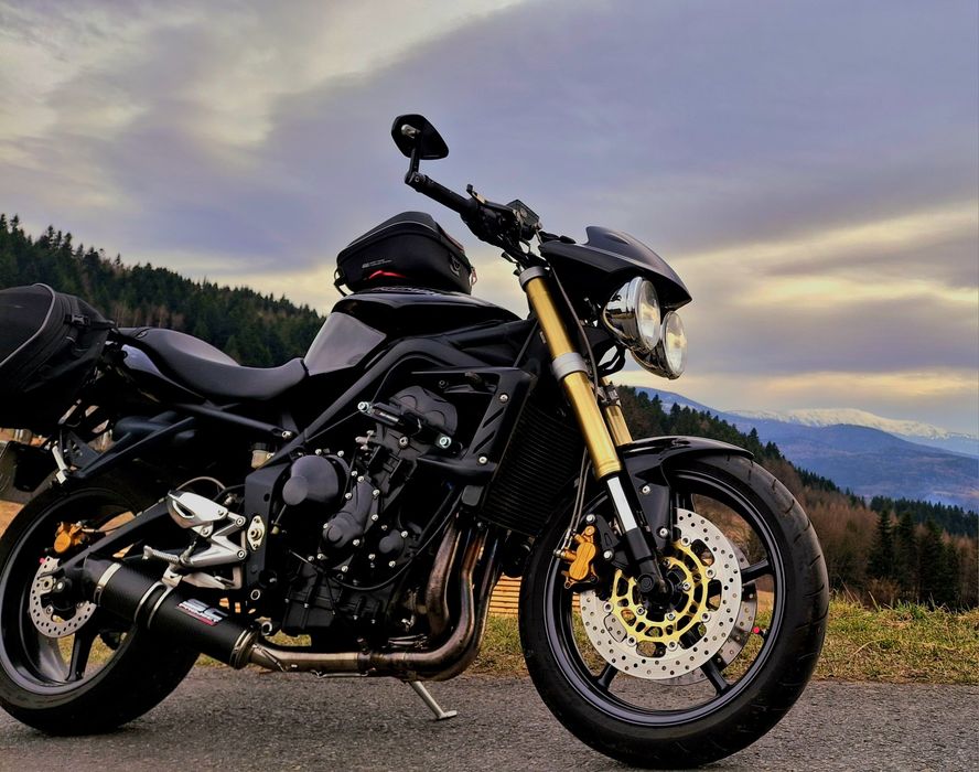 Triumph Street Triple 675