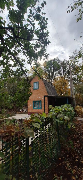 Продається дача, в затишному та тихому місці