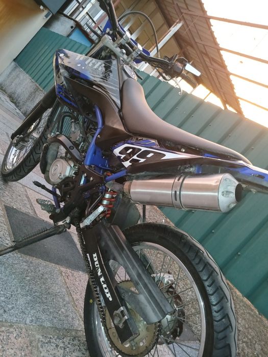 WR125R em ótimo estado