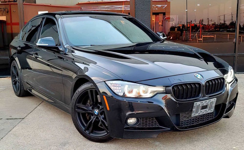 BMW 3 Series 328i      2015