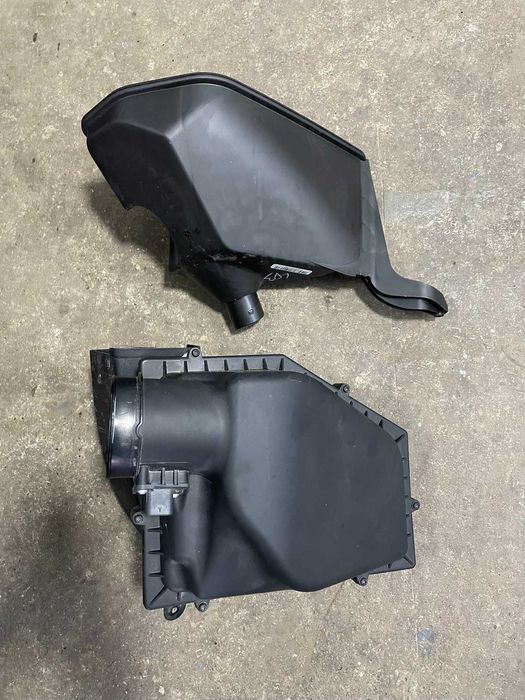 корпус повітряного фільтра Резонатор BMW X3 G01 8635110 13718620945