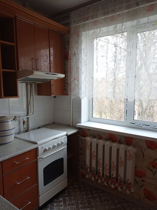 Продам 3 квартиру Будівельників( Колос)4/5 26500$торг
