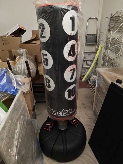 Saco boxe com base agua