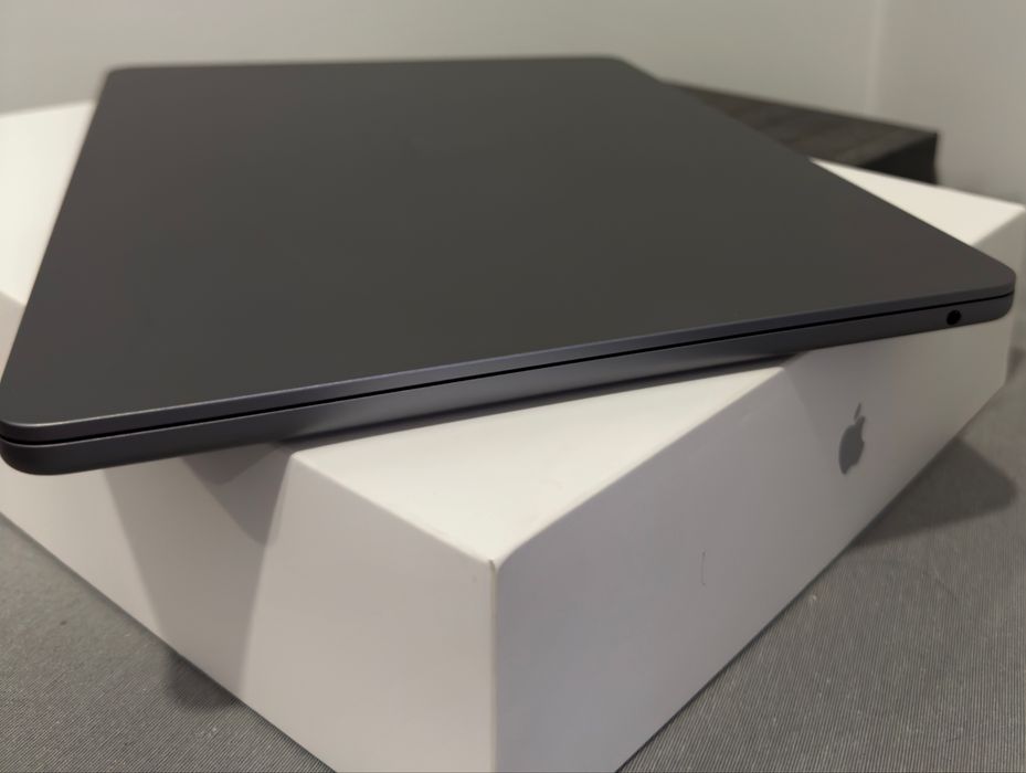 MacBook Air 13,6” M2 | Estado Bateria 100%| 8GB RAM | 256GB | Excelente Estado