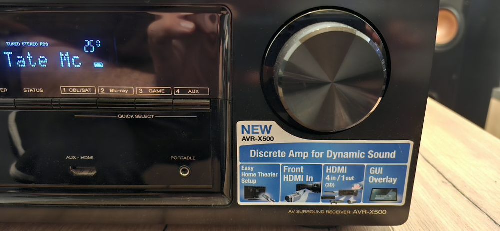 Amplituner Denon AVR -X 500.