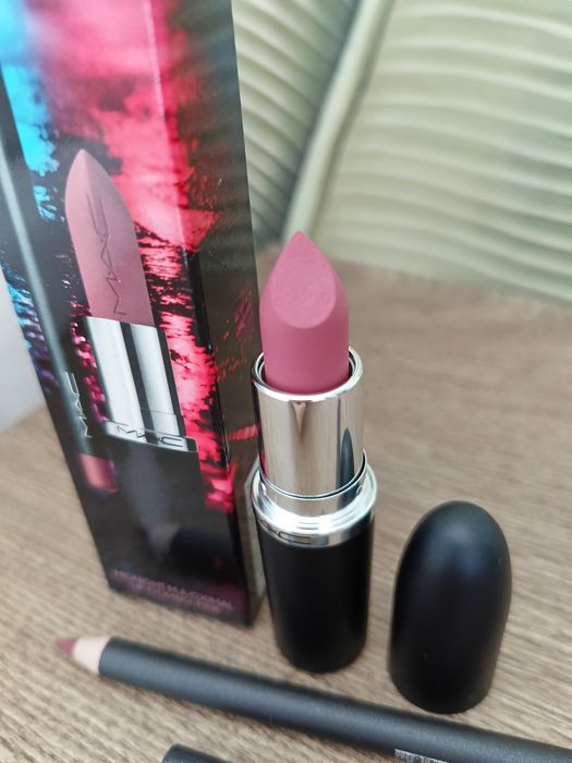 MAC Midnight Lip Combo