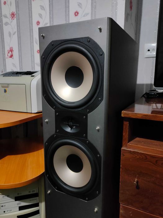 АКУСТИКА 2*300Вт - Ultimate stage 5.1