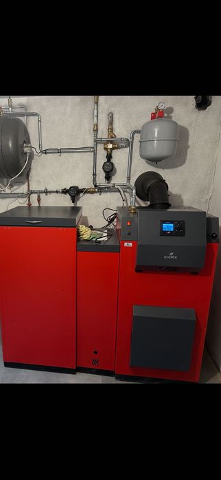 Szprzedam pięć na Pellet 24kw firma ecofire w gwarancji używany tylko miesiąc szprzedam kompletny jak na zdjęciu