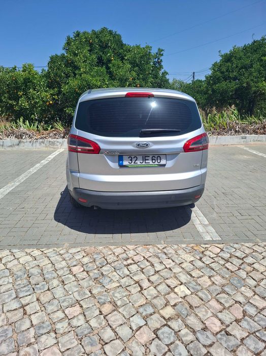 FORD S-MAX 2.0 Titanium