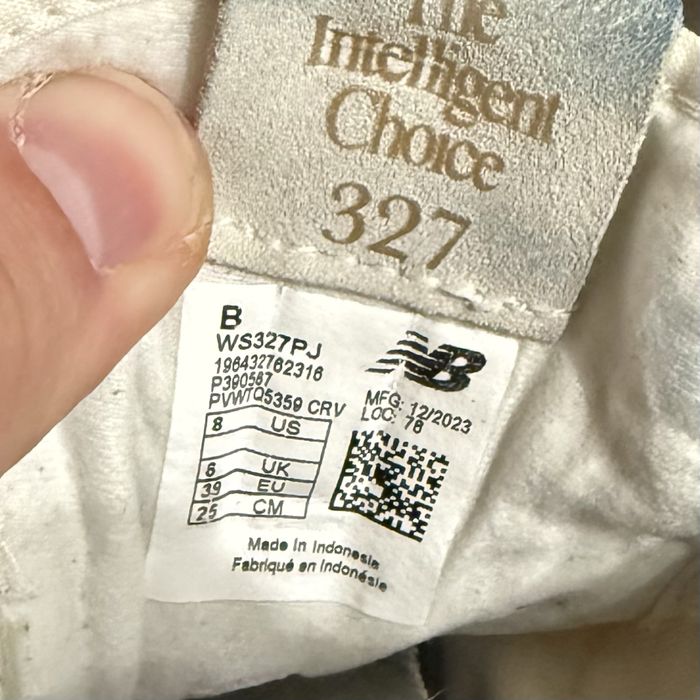 New Balance 327 оригінальні жіночі стильні кросівки нью беланс 237